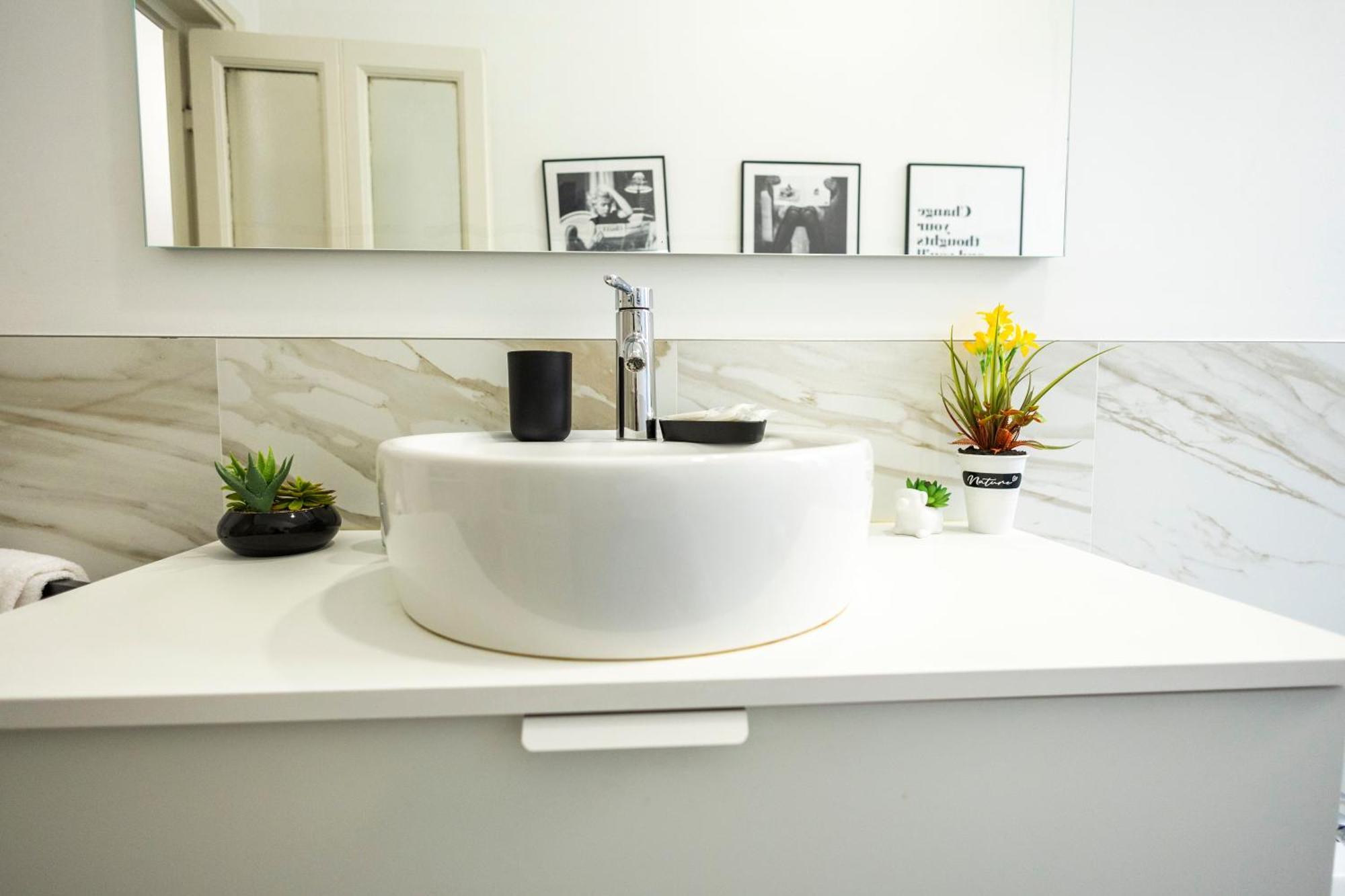 Macchi Charming Apartment By 101Flats มิลาน ภายนอก รูปภาพ